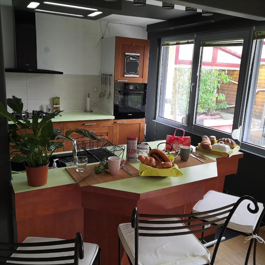 O Rethel Jacuzzi, Gite Ardennes Bagian luar foto
